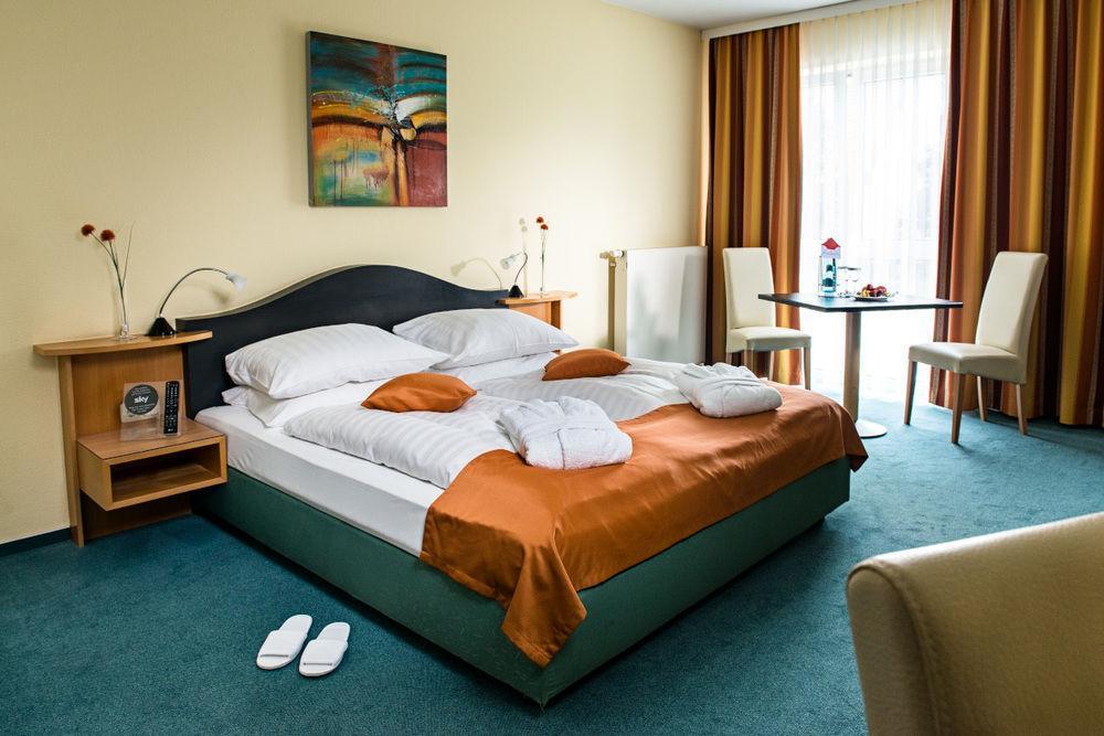 H+ Hotel Эрфурт Экстерьер фото